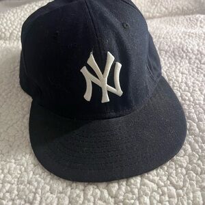 New Era Black 59FIFTY Fitted Cap